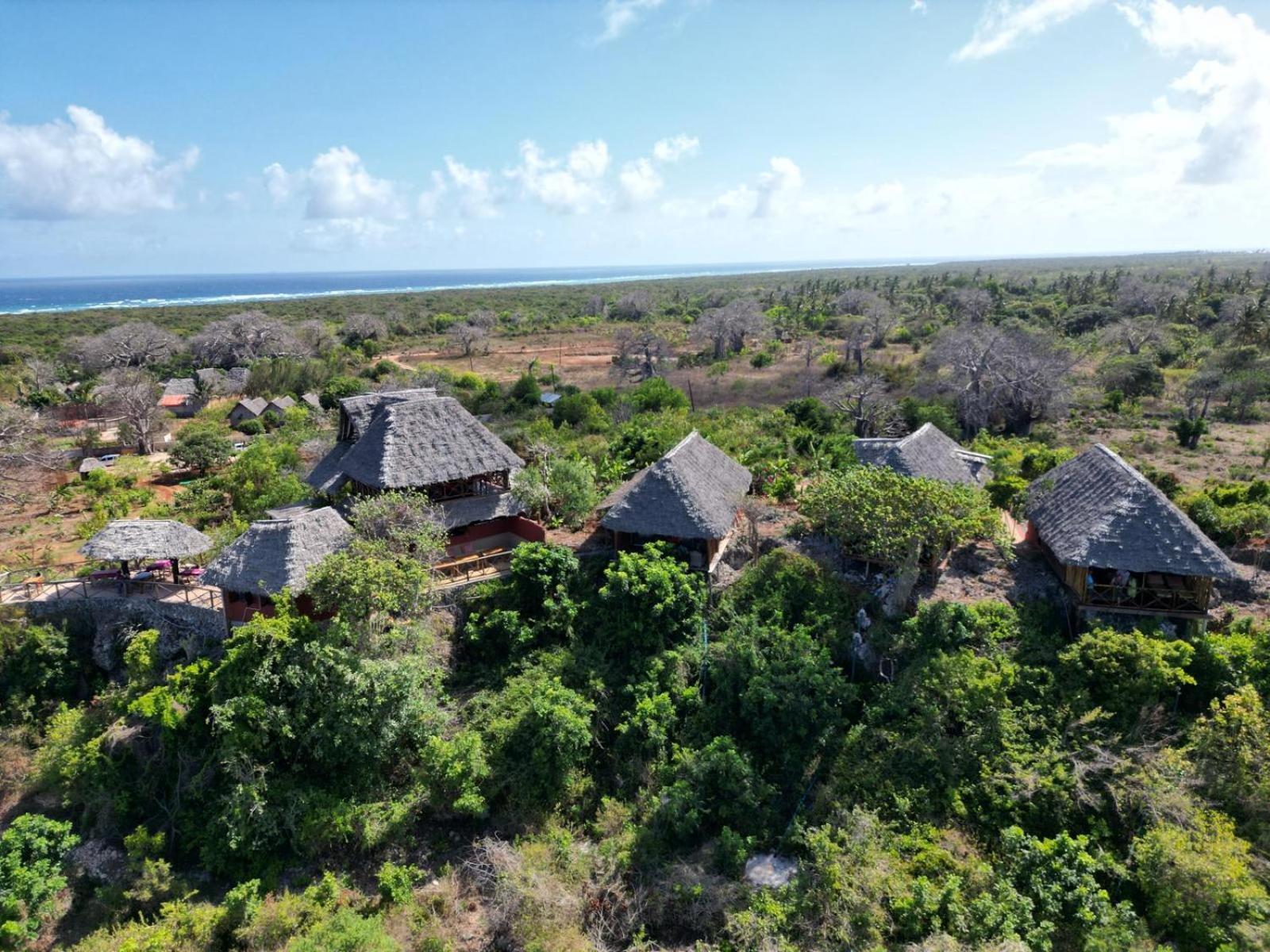 Monkey Mountain Lodge Mtende Exterior photo